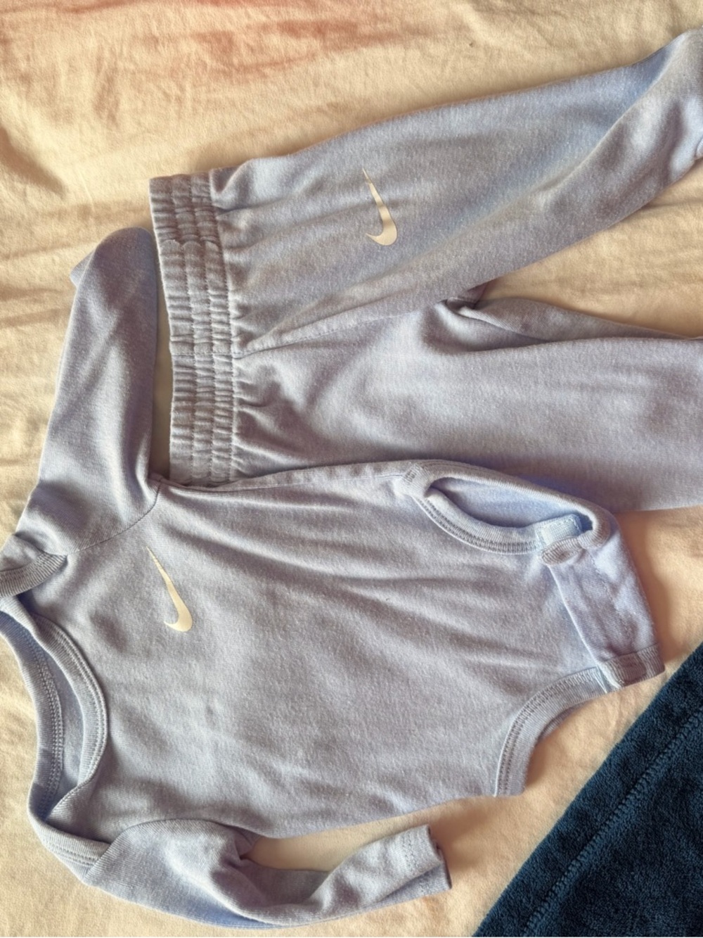 BABY CLOTHES BUNDLE ! 0-3m